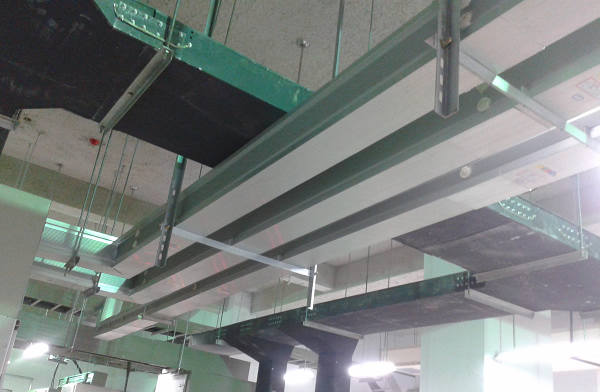 ����ĸ�߲۰�װ����